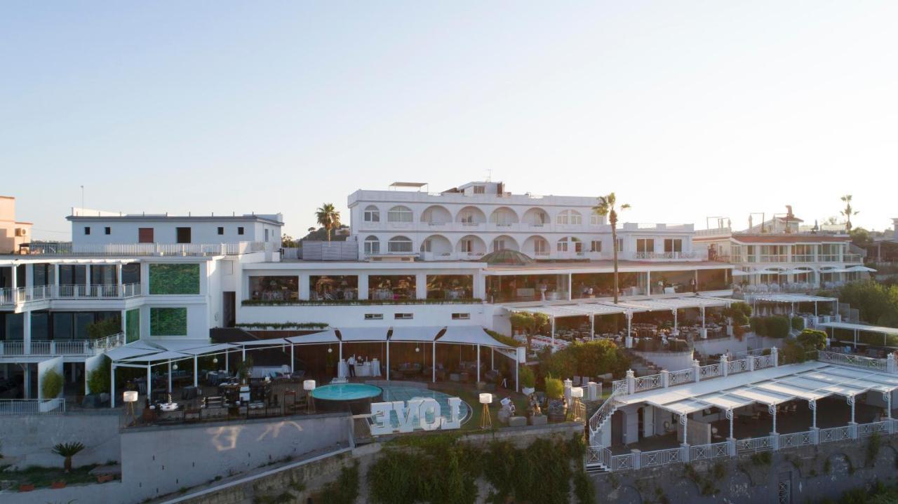 Hotel Il Gabbiano باكولي المظهر الخارجي الصورة